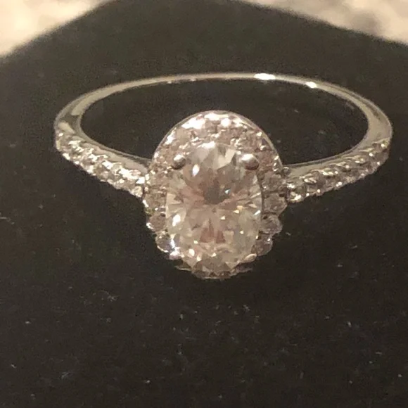 New Certified 1ct. Oval Cut Diamond Moissanite Engagement Ring - Picture 5 of 12